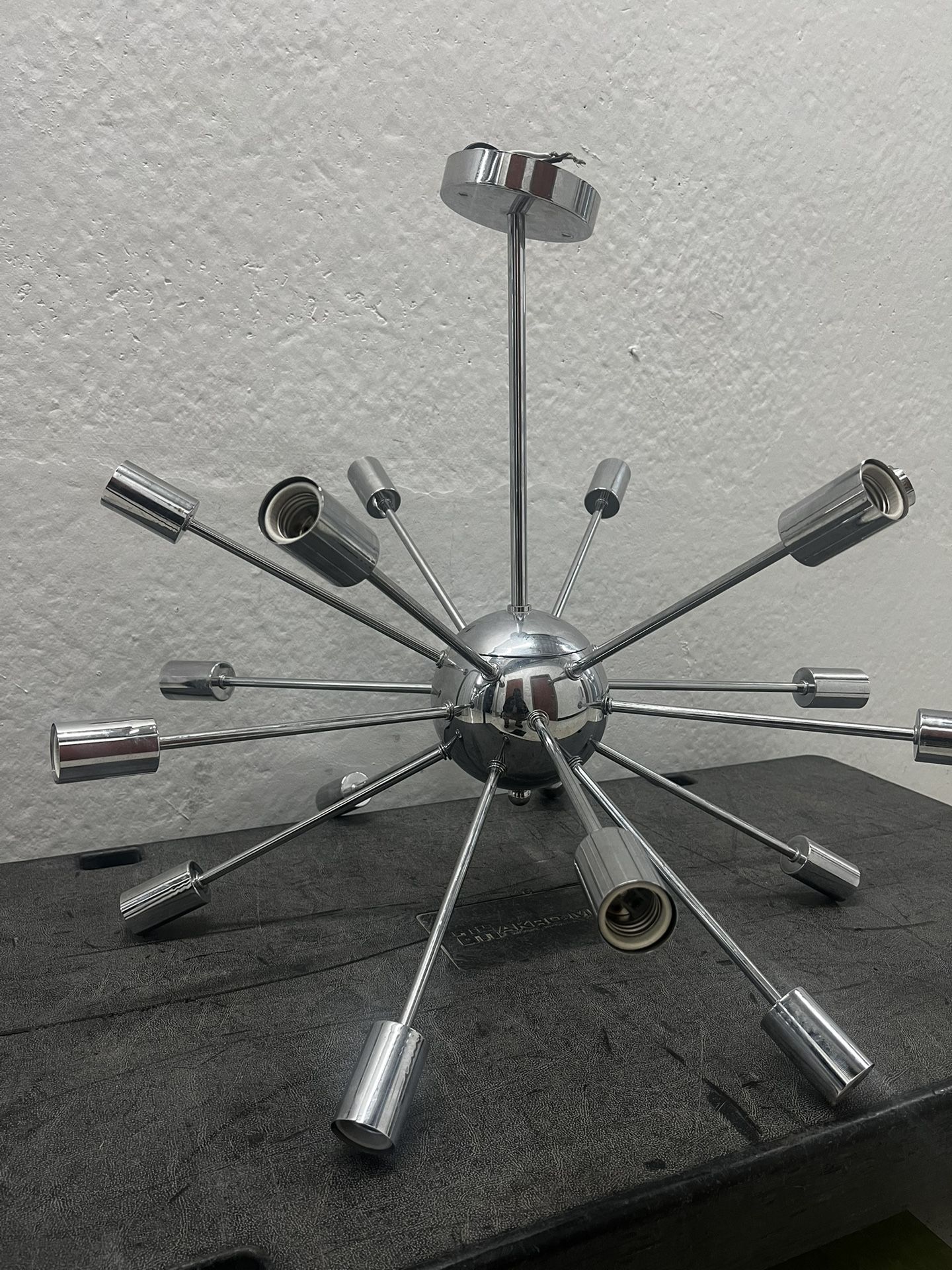 26" Metal Sputnik Style Chandelier - 18 Arms - photo 3