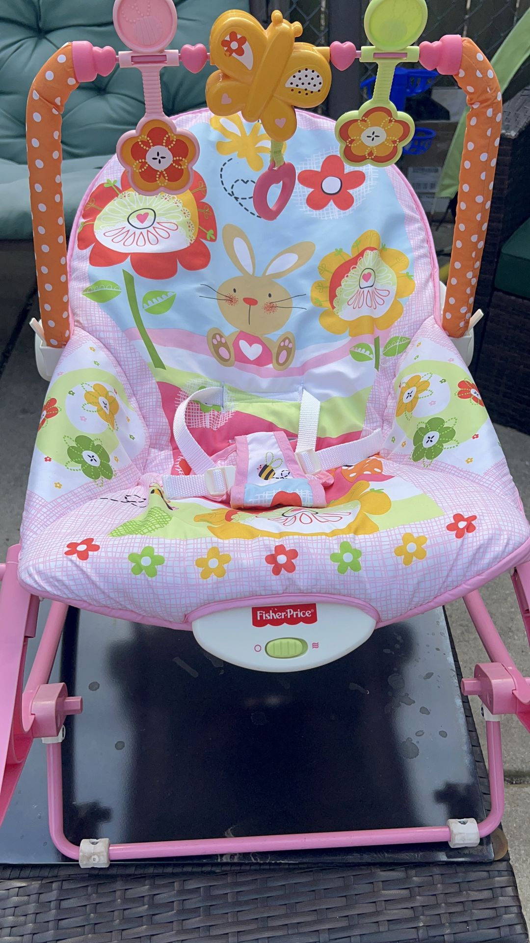 Fisher-Price Pink Multicolor Baby Bouncer with Toy Bar - photo 2