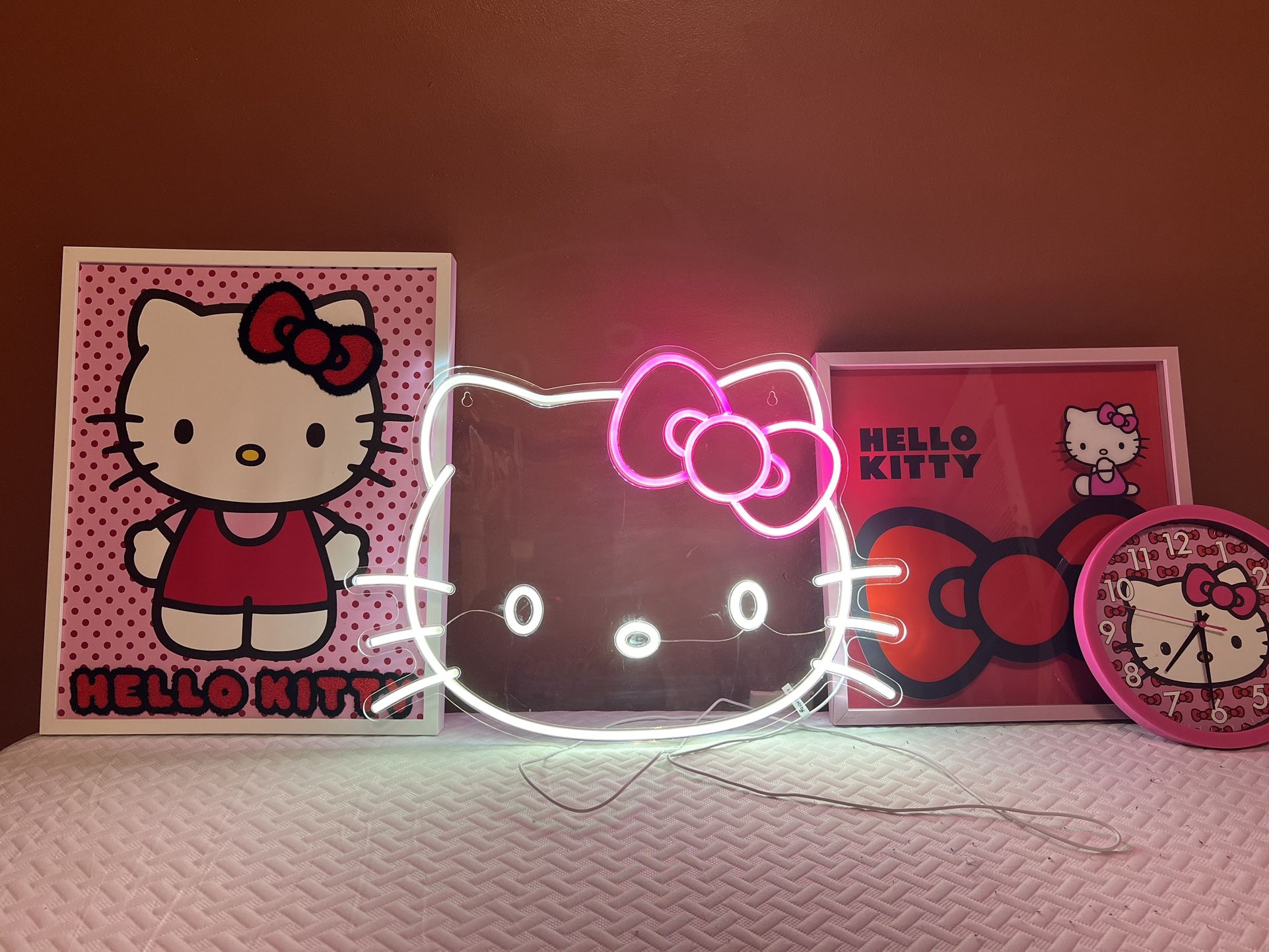 Hello Kitty Wall Art