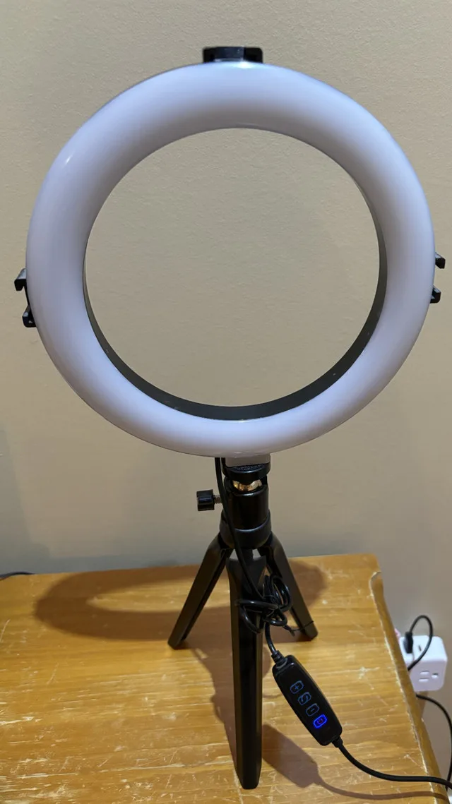 Ring Light 8” with Tripod Stand thumbnail