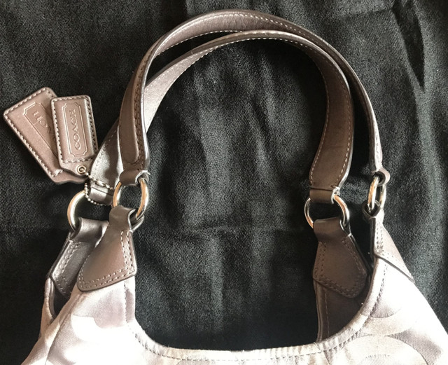 Coach Beige Gold Handbag Hobo Purse - photo 4