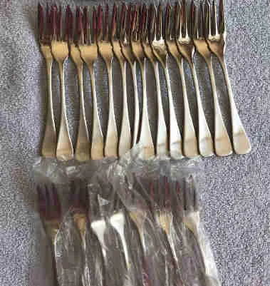 Maxwell & Williams Cutlery Cosmopolitan 48 Pieces thumbnail