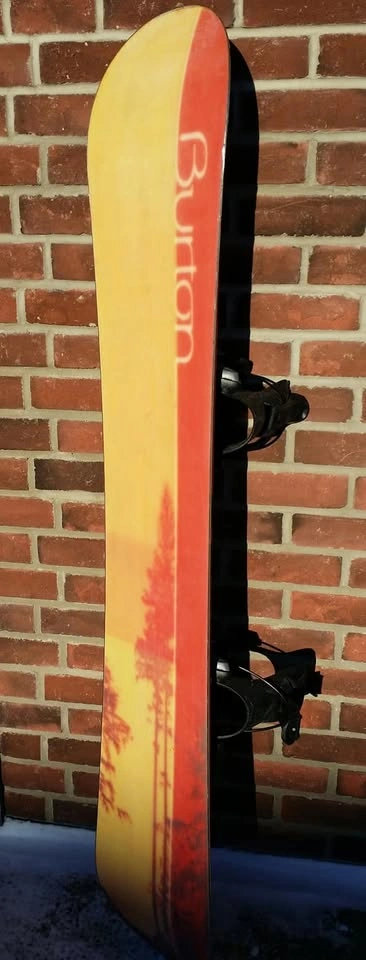 BURTON 63 SNOWBOARD *WITH FLOW BINDINGS!* - photo 3