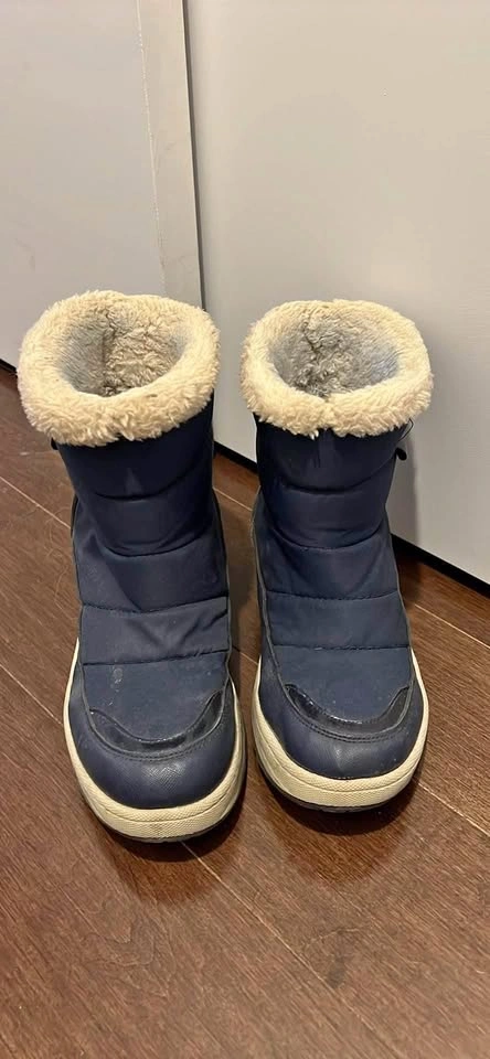 Winter boots women 7.5