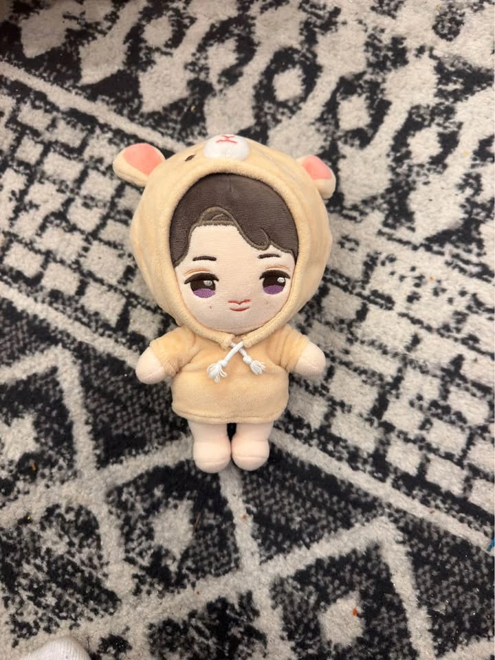 15 Assorted Ty + Disney + Mixed Plushies - photo 3