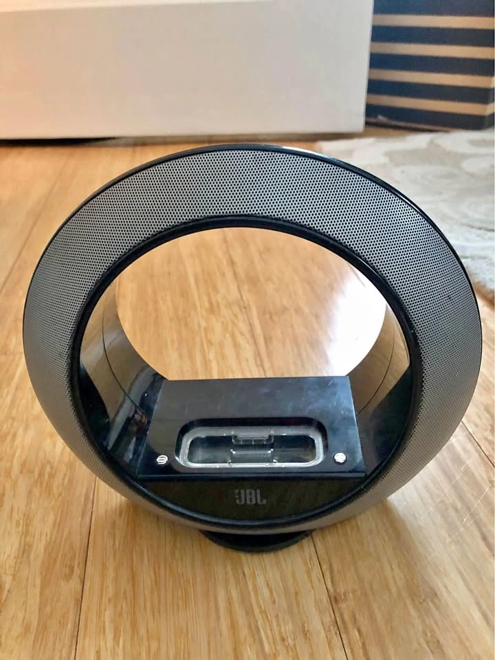 JBL Radial micro Speaker for IPOD