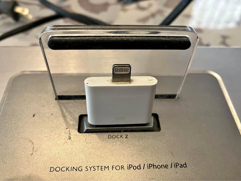 Philips Audio Dock for iPhone / iPad / iPod