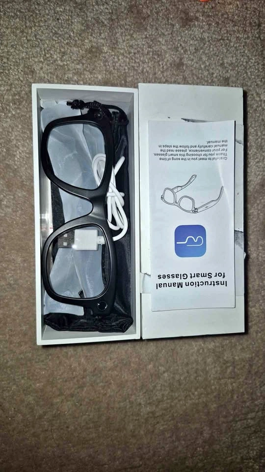 Smart Glasses New in Box