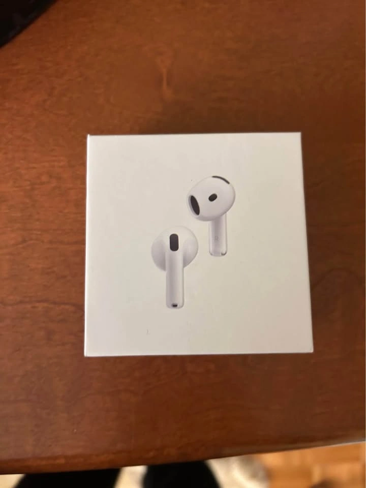 Apple Airpods 4 with ANC - photo 2