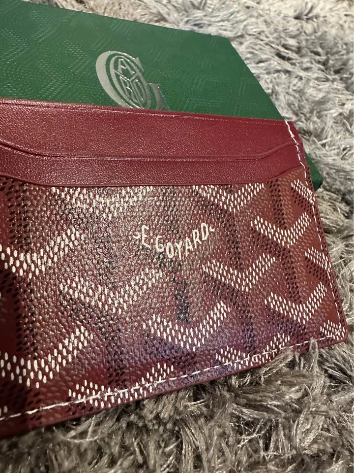 Red Goyard Wallet - photo 3