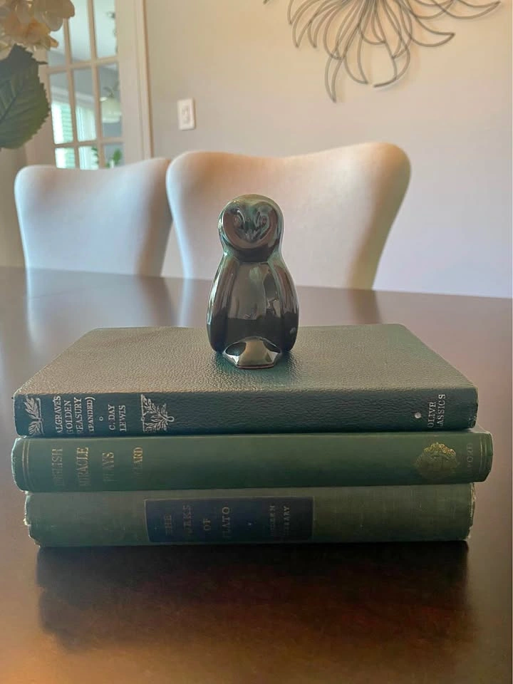 Vintage Blue Mountain Pottery (BPM) Mini Barn Owl