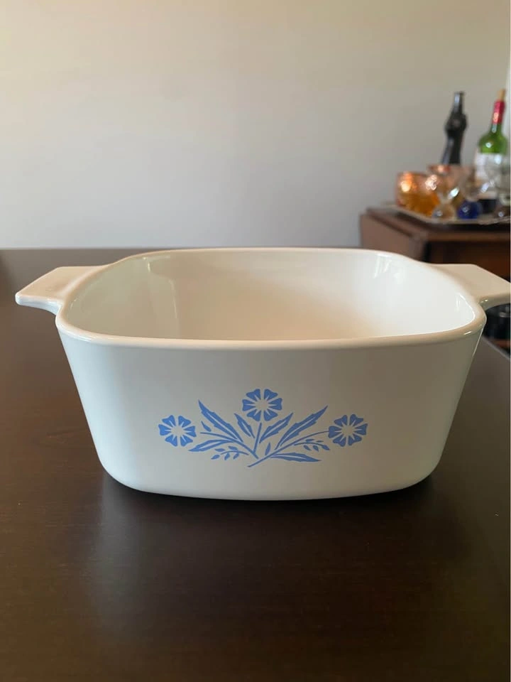 Vintage Corning Ware Casserole - no lid - photo 2