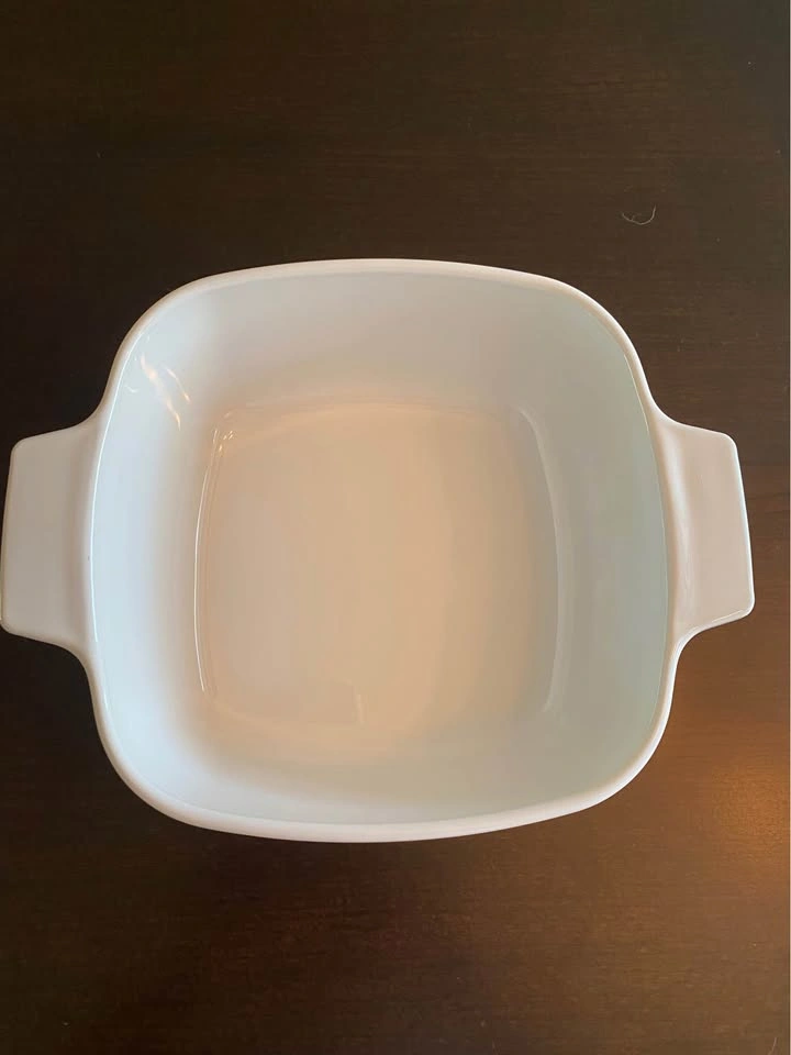 Vintage Corning Ware Casserole - no lid - photo 3
