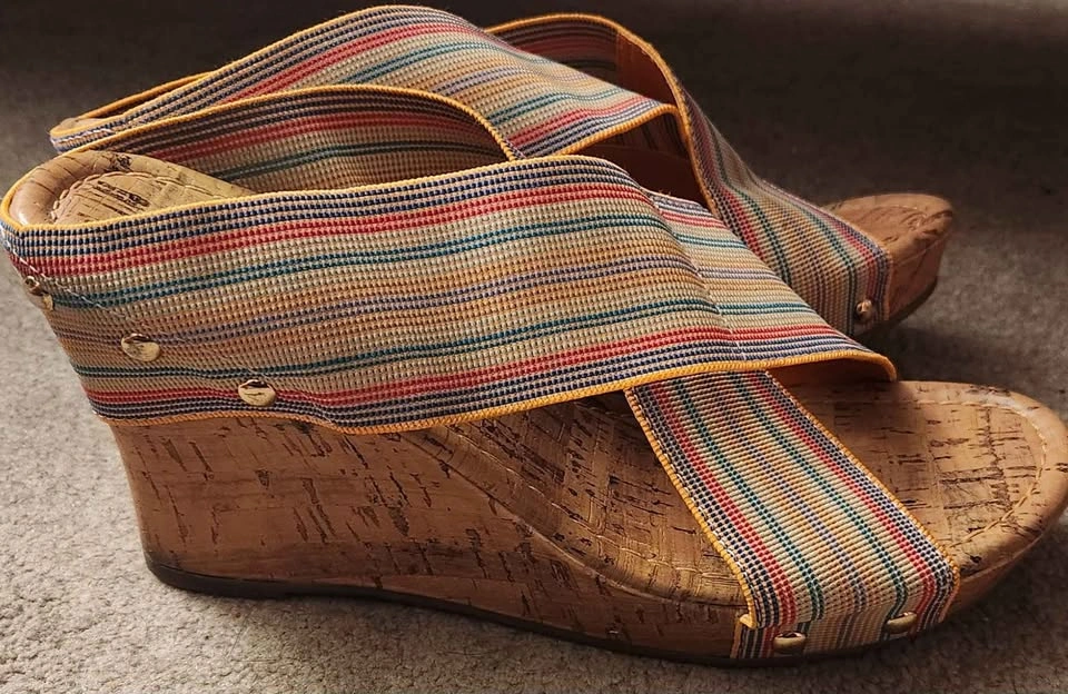 g21 Multicolor Striped Cork Wedge Sandals Size 9 - photo 3