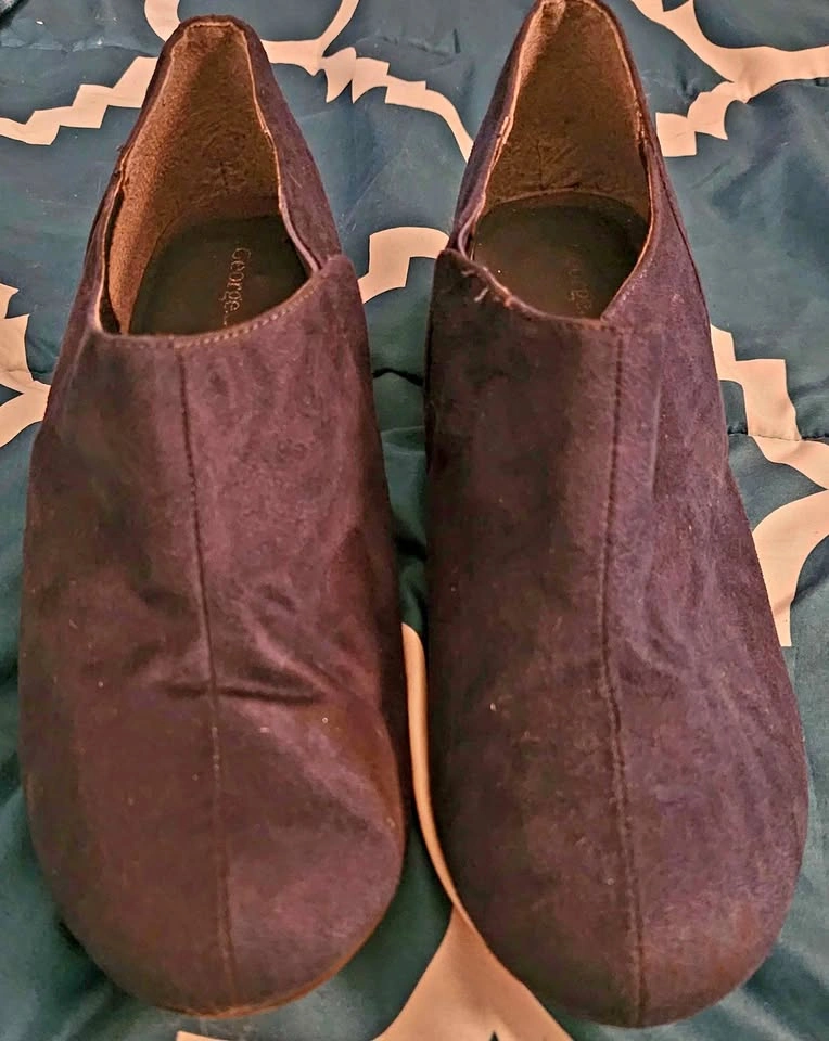 George Dark Teal Suede Wedge Booties Size 10