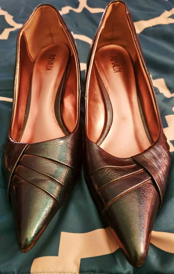 RINALDI Pointed Toe High Heels women's size 10