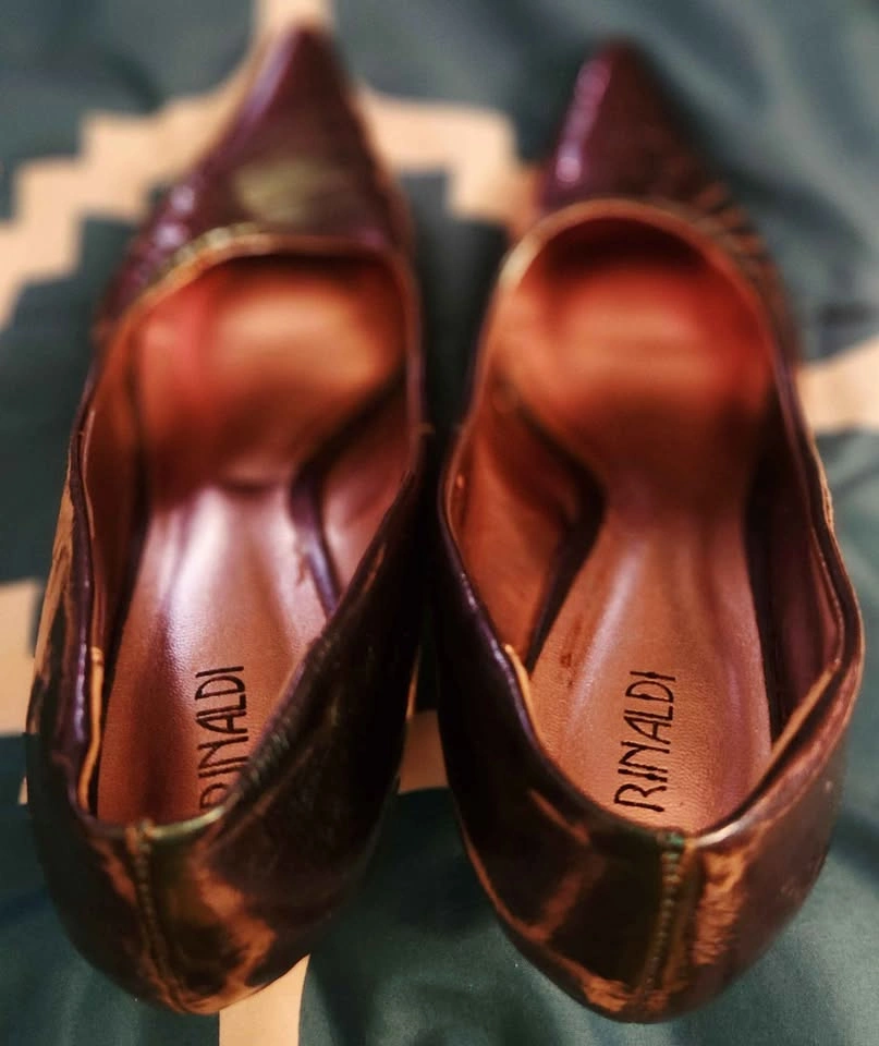RINALDI Pointed Toe High Heels women's size 10 - photo 3