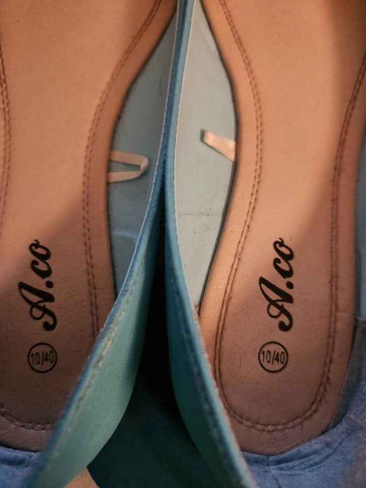 A.co Light Blue Pointed Toe Flats Size 10/40 - photo 5