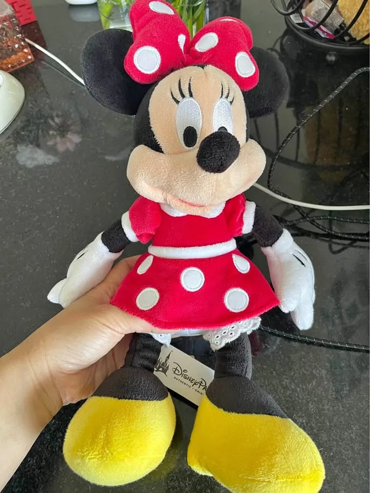 Minnie Mouse plush thumbnail
