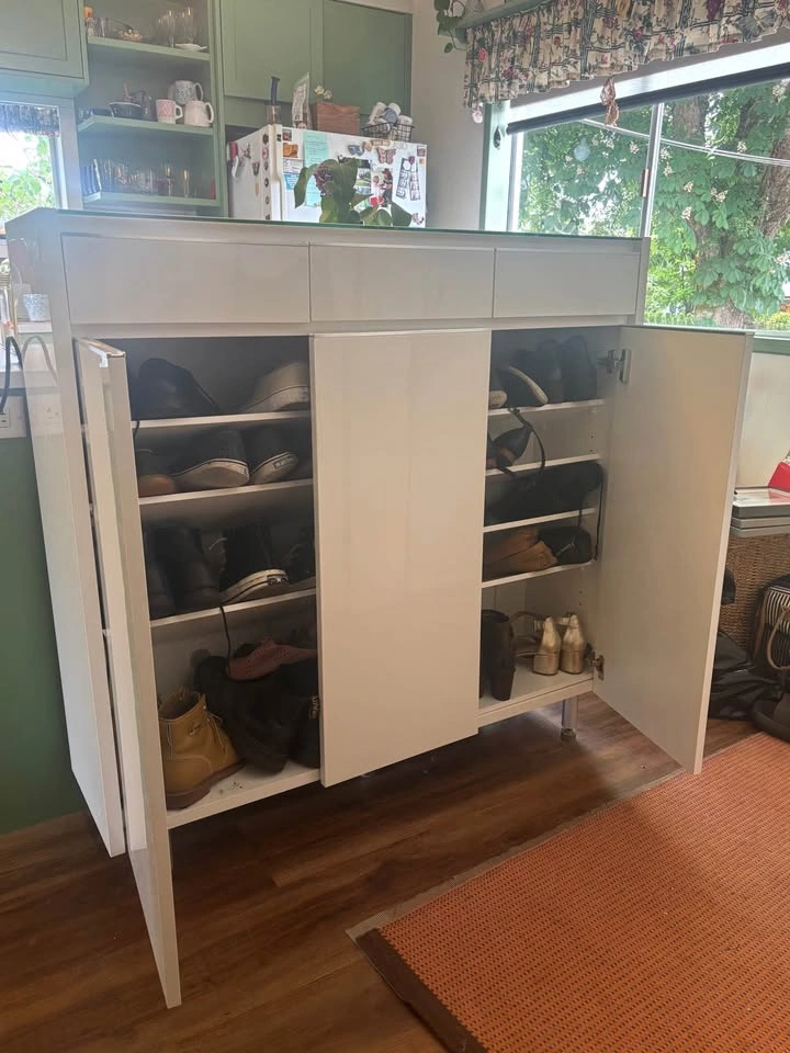 High Gloss Glass Top Shoe Cabinet - photo 2