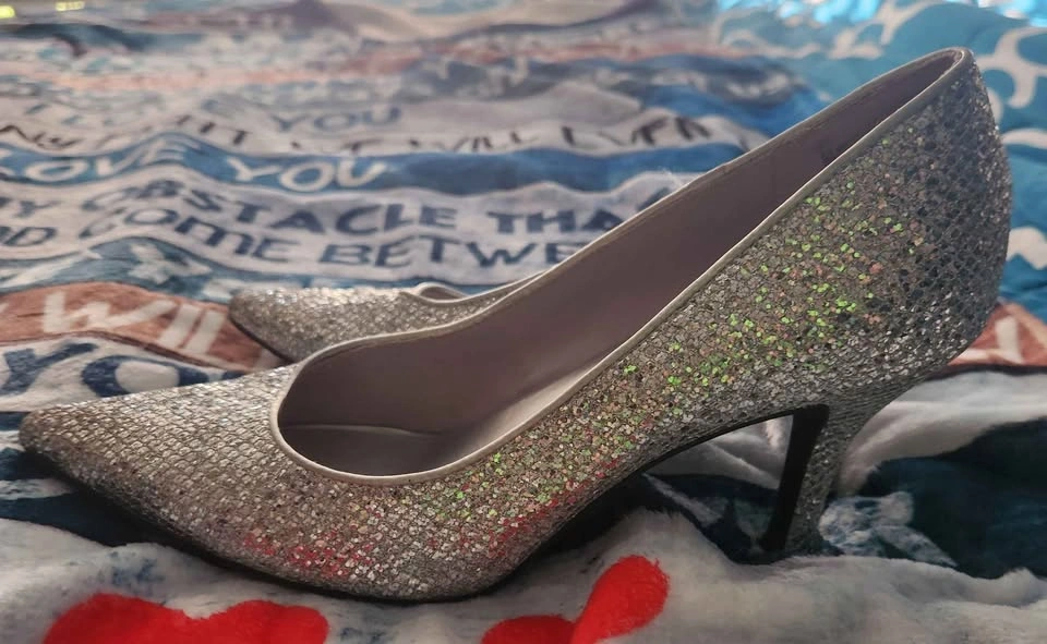 Fioni Night Silver Glitter Pointed Toe High Heels Size 10 - photo 3