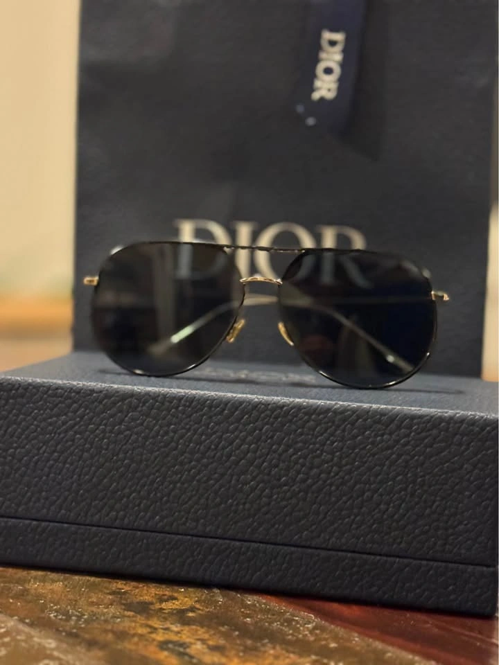 Dior Aviator Sunglasses - photo 2