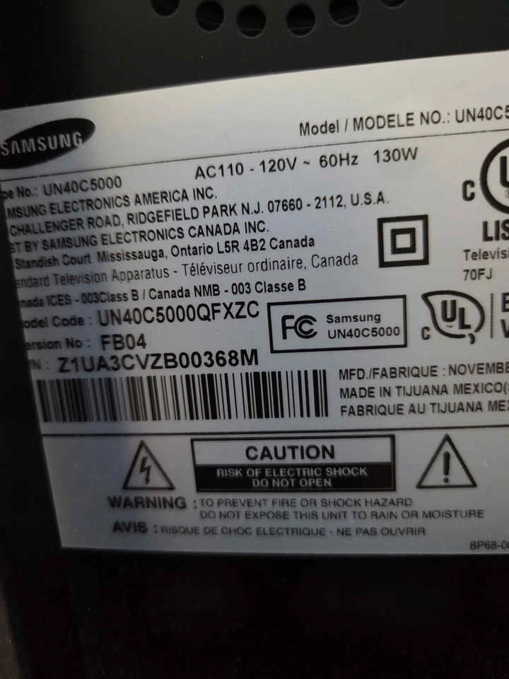 Samsung 40" TV with VESA Mount Stand - photo 4