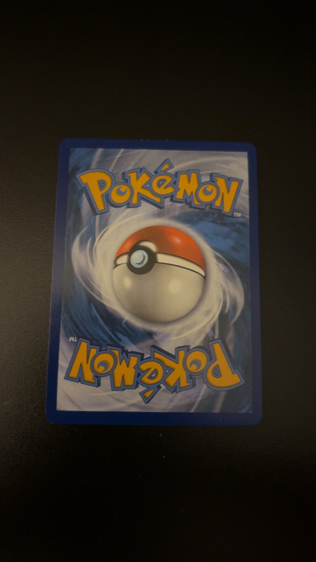 Pokemon Gyarados VMAX - photo 2