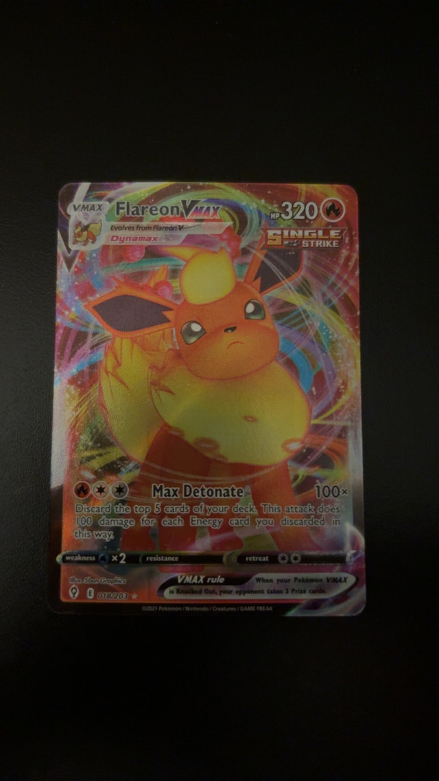 Flareon VMAX