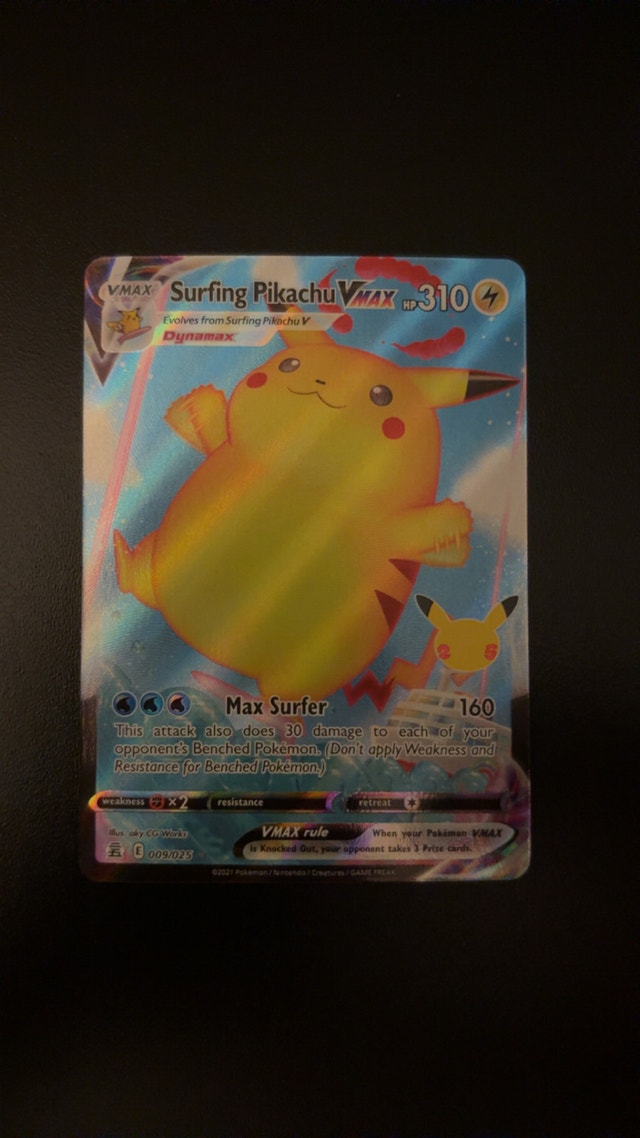 Surfing Pikachu VMAX