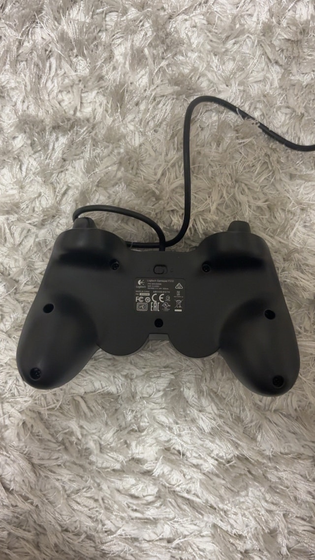 Logitech Gamepad F310 - photo 3