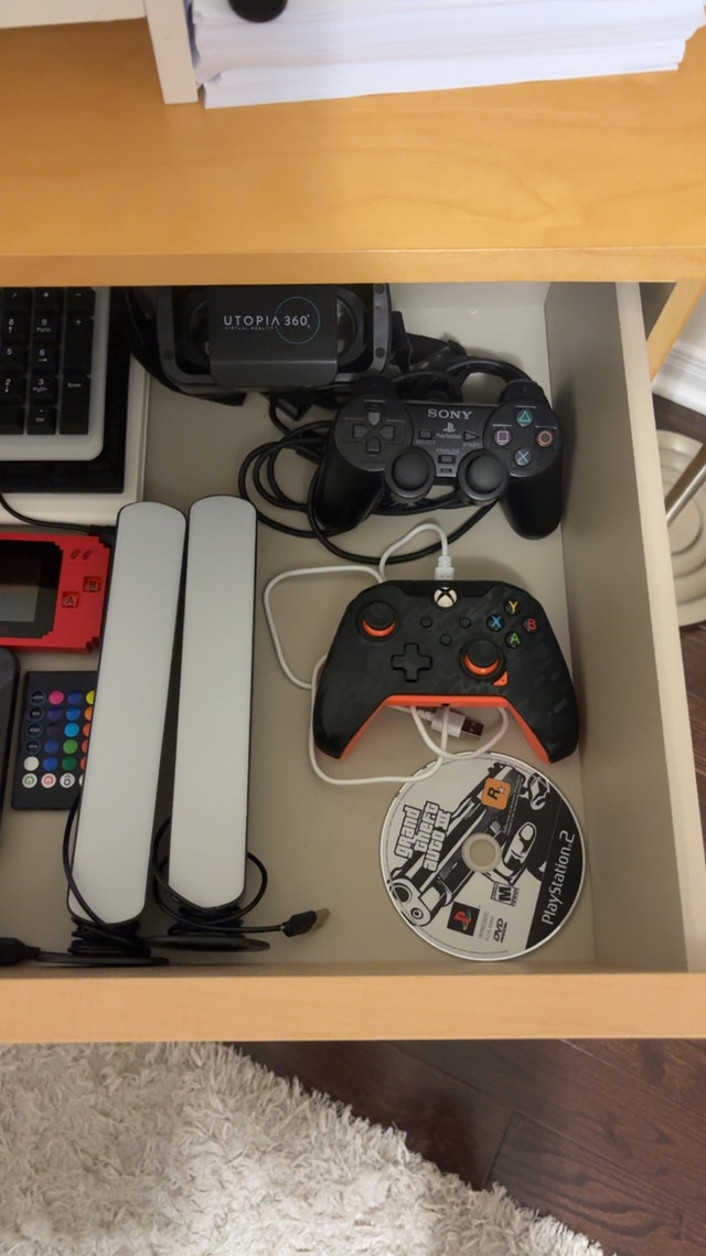 Video Game Console Lot - photo 3