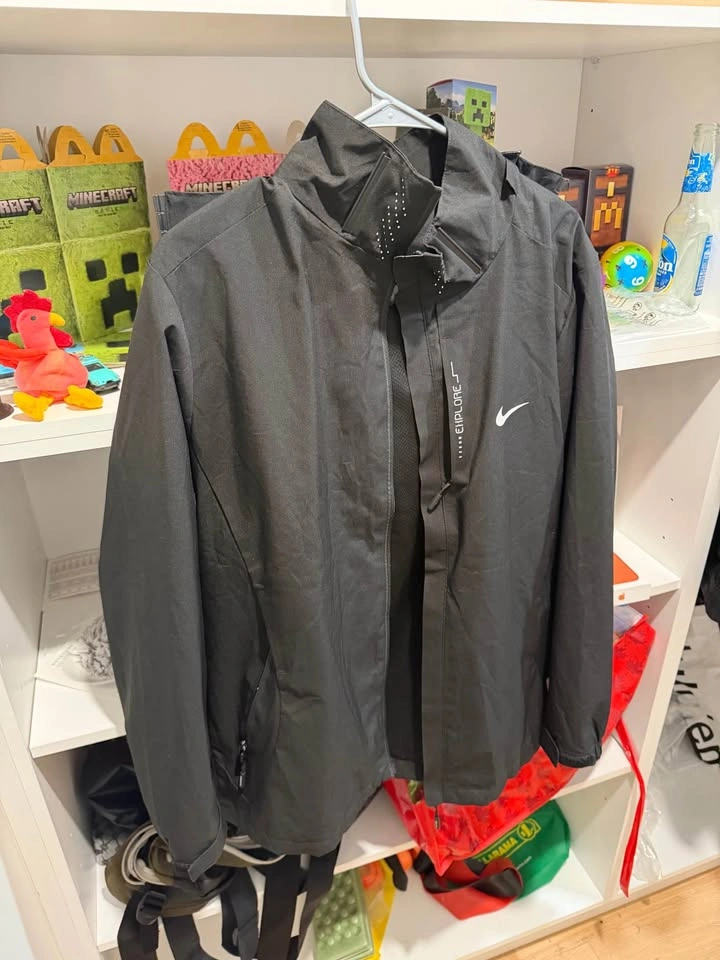Nike Windbreaker Jacket - photo 2