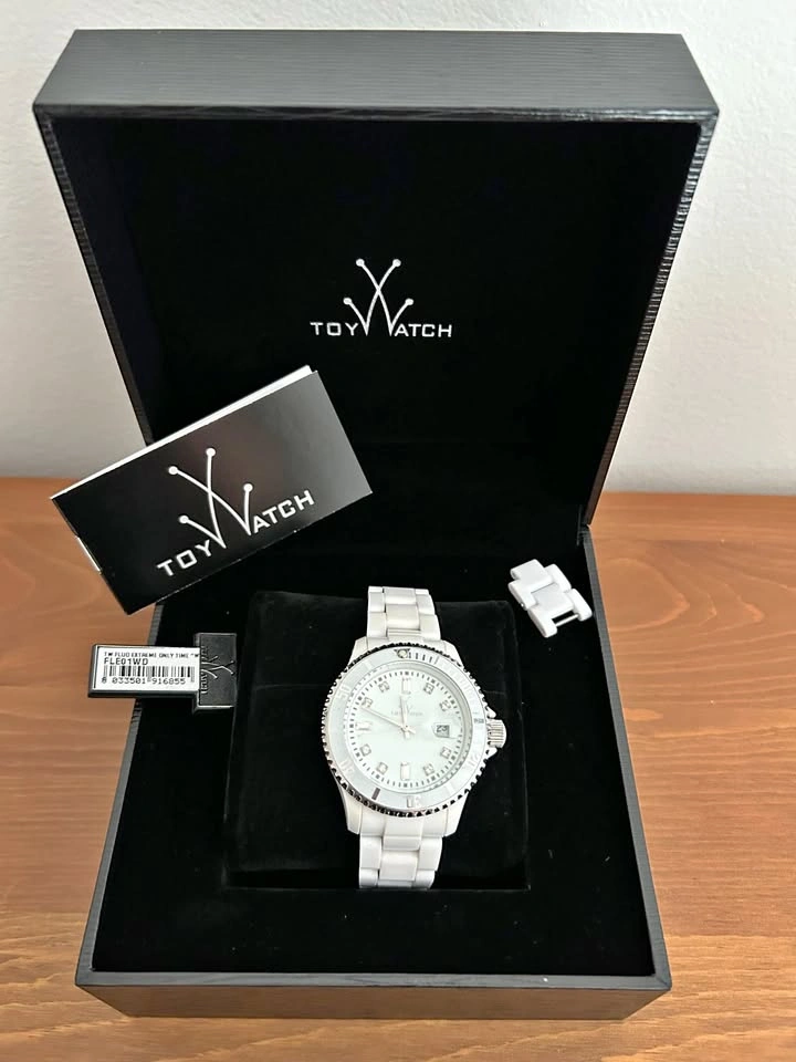 ToyWatch: White Plasteramic