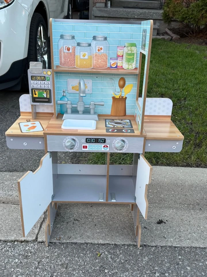 KidKraft Toddler Play Kitchen - photo 2