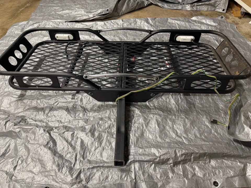 Rola Hitch Mount Cargo Carrier 59502 w/ Light Kit & Cargo Bag - photo 2
