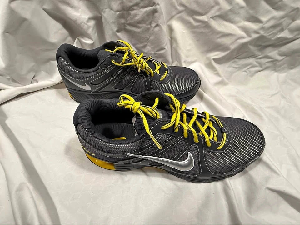 NEW NIKE Reax Rocket Running Shoes Gray Yellow Men’s 11.5