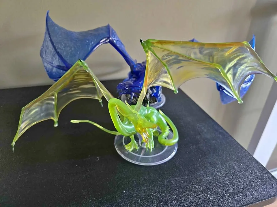 Adult Sapphire & Emerald Dragons - Premium Figurines D&D Icons