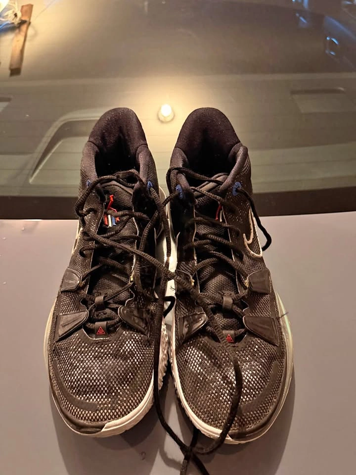 Kyrie 7