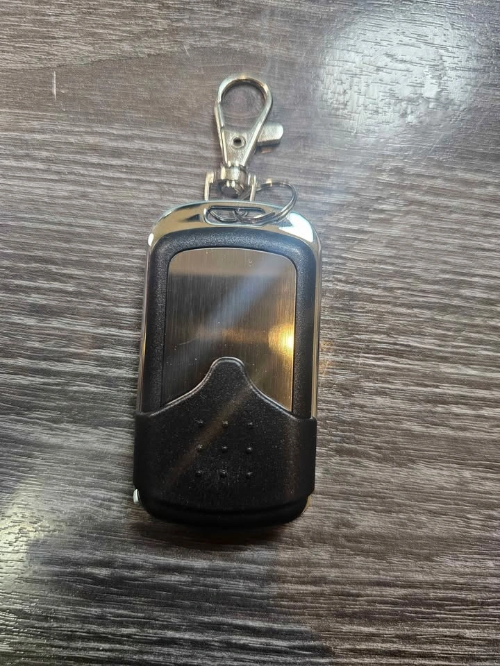 Universal Garage Door Opener Remote for Keychain - photo 2