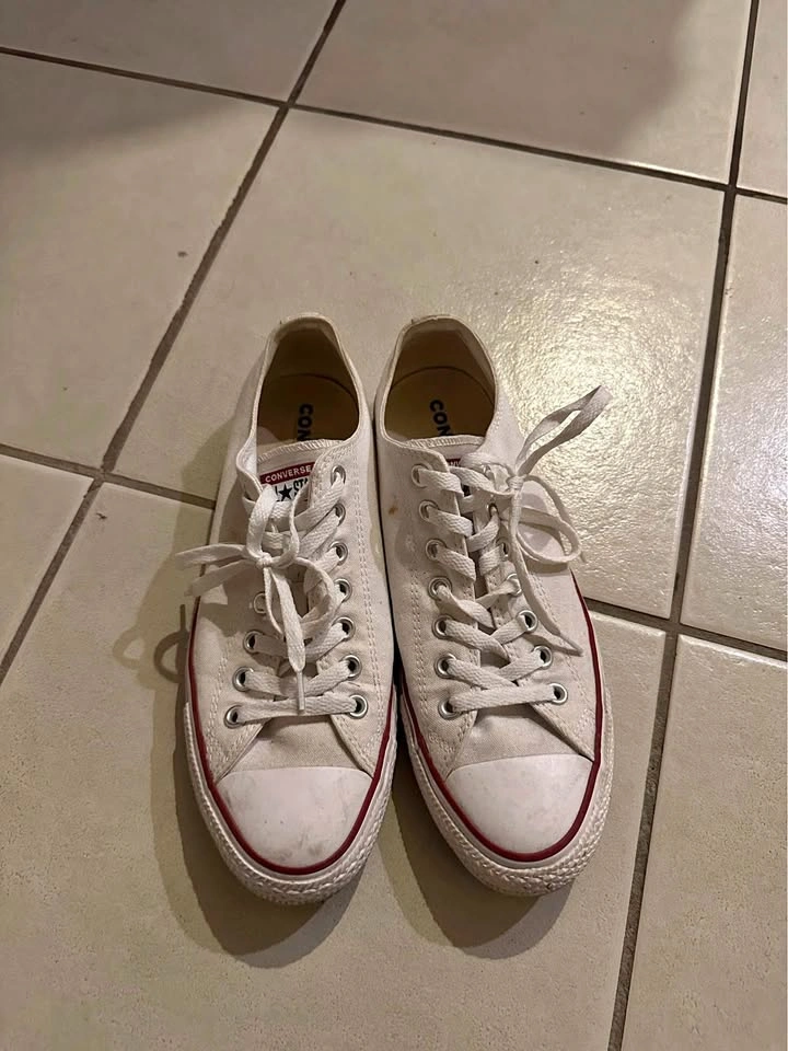 Converse Low White