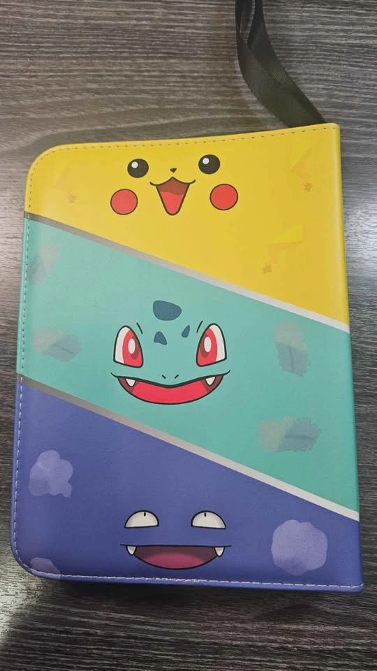 Pokémon Trading Card Binder - photo 2
