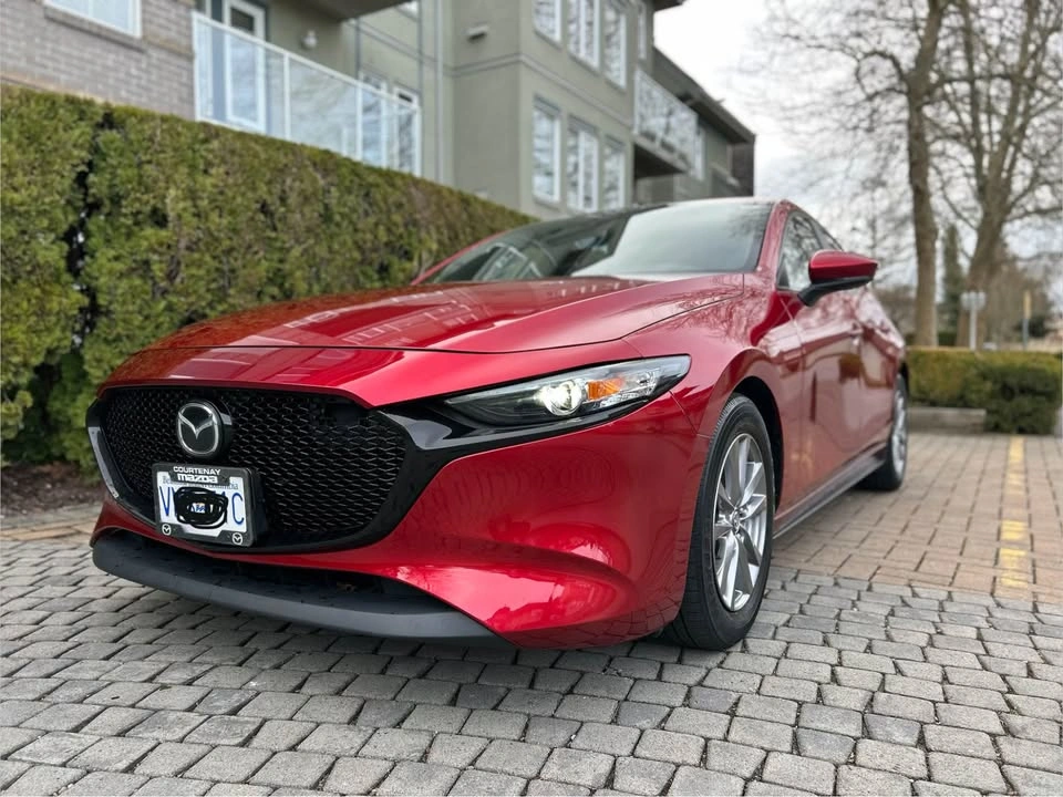 2019 Red Mazda 3 Hatchback - photo 2