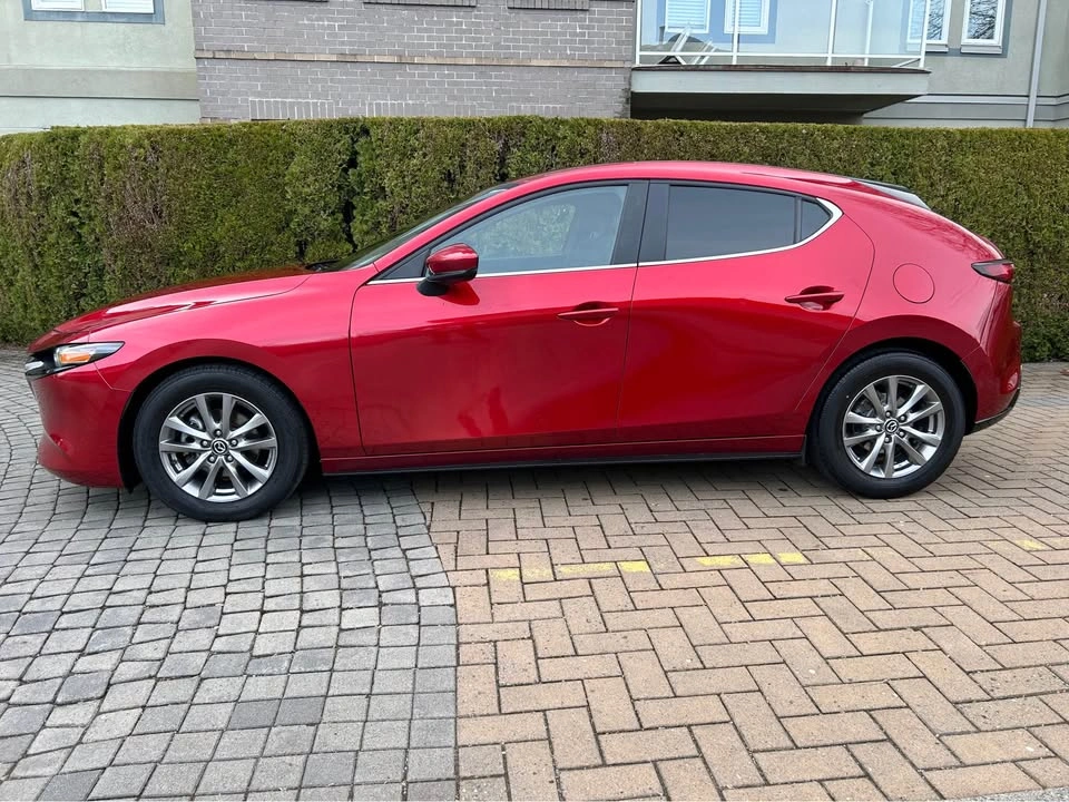 2019 Red Mazda 3 Hatchback - photo 4
