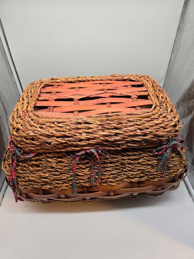 Vintage Woven Picnic Sewing Basket
