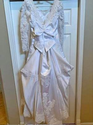 White Lace Long Sleeve Wedding Dress with Bow Back and Train