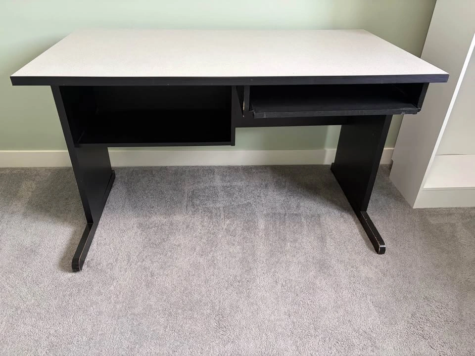 Black and Gray Computer Desk with Keyboard Tray - photo 2