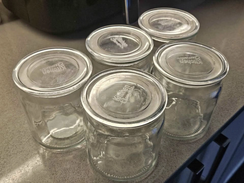 5 Glass Jars with Kitchen Elements Lids