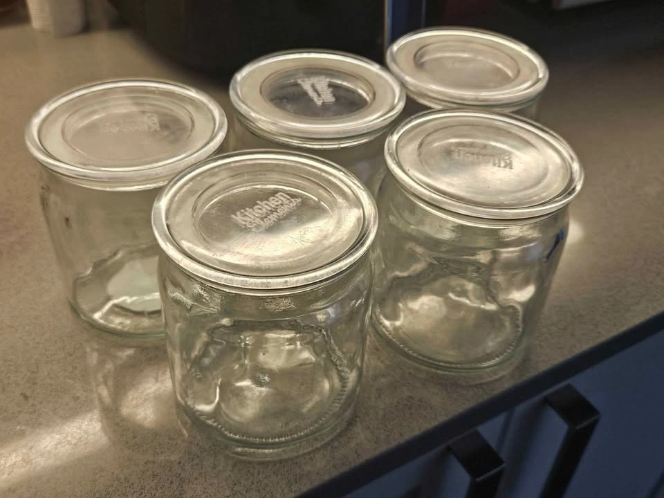 5 Glass Jars with Kitchen Elements Lids - photo 2