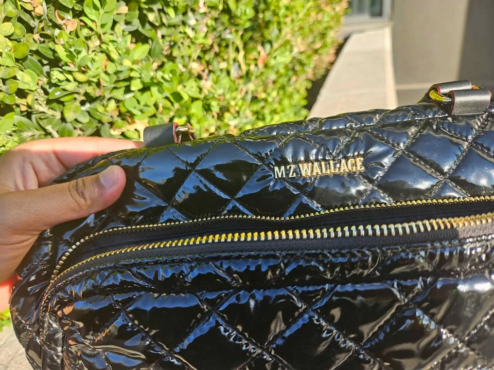 Branded MZ Wallace Black Quilted Patent Bag (like new) - photo 2